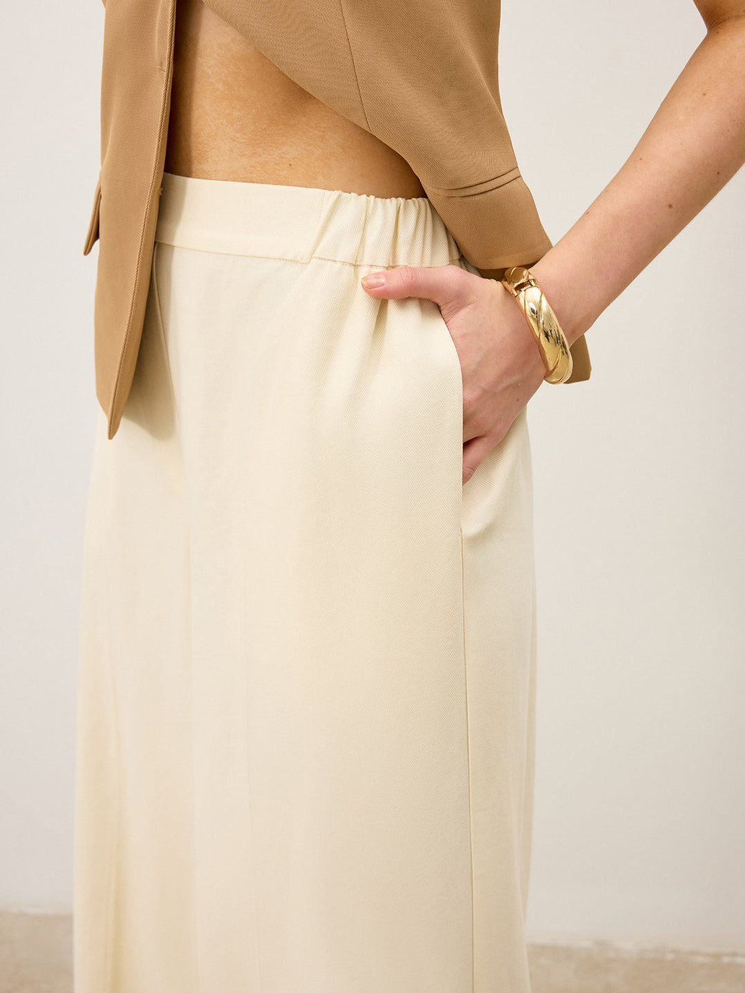 Pocketed Wide-Leg Pants