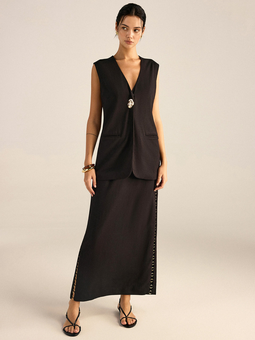 Metal Eyelet Detail Sleeveless Vest