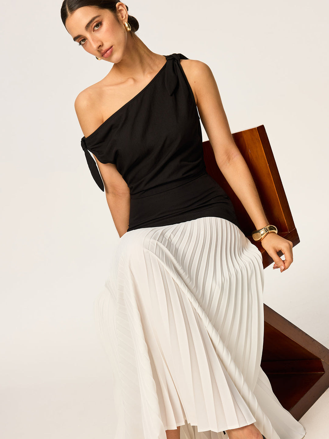 Asymmetric Pleated Maxi Dress with Bow Detail