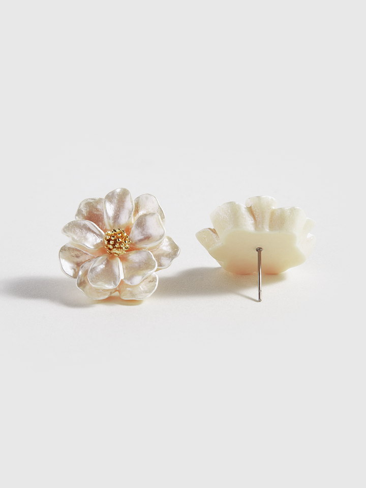 Resin Flower Stud Earrings