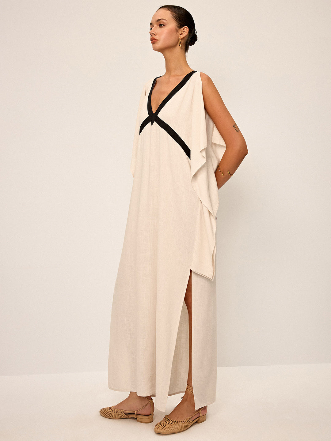 Contrast Trim Maxi Dress with Slit