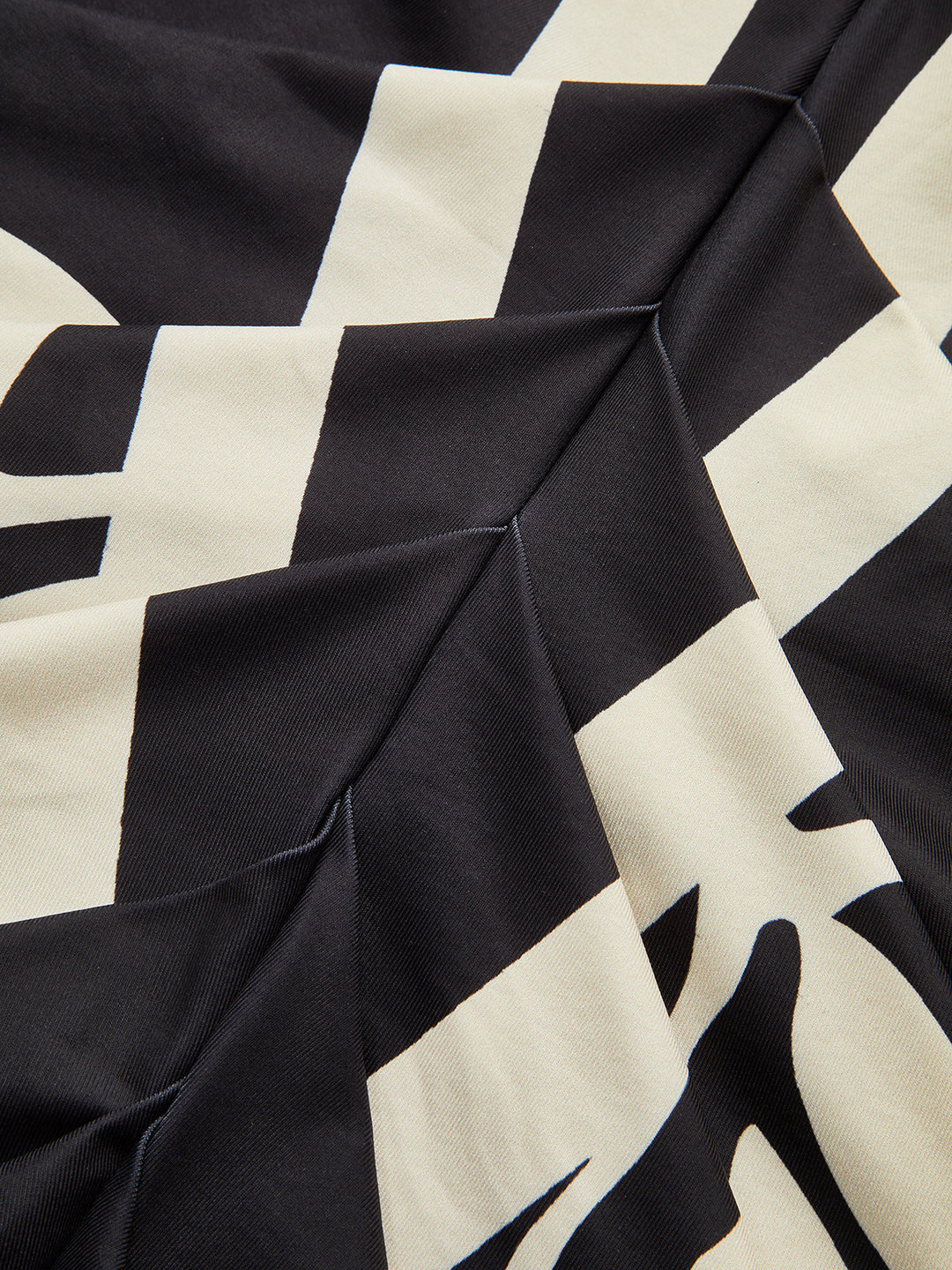 Floral Printed Ruched Deep V-Neck Midi Dress