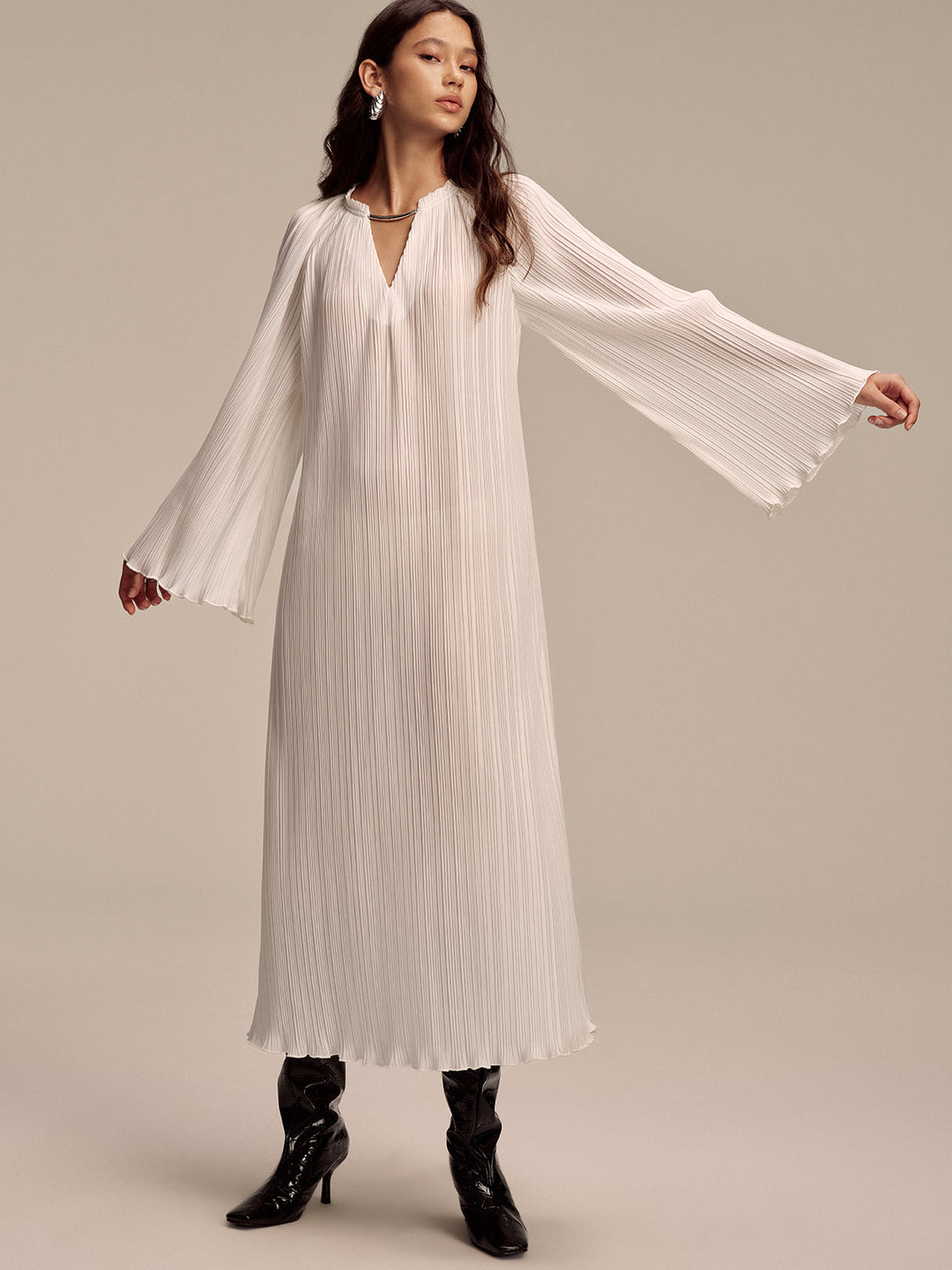 Metal Collar Pleated Long-Sleeve Maxi Dress