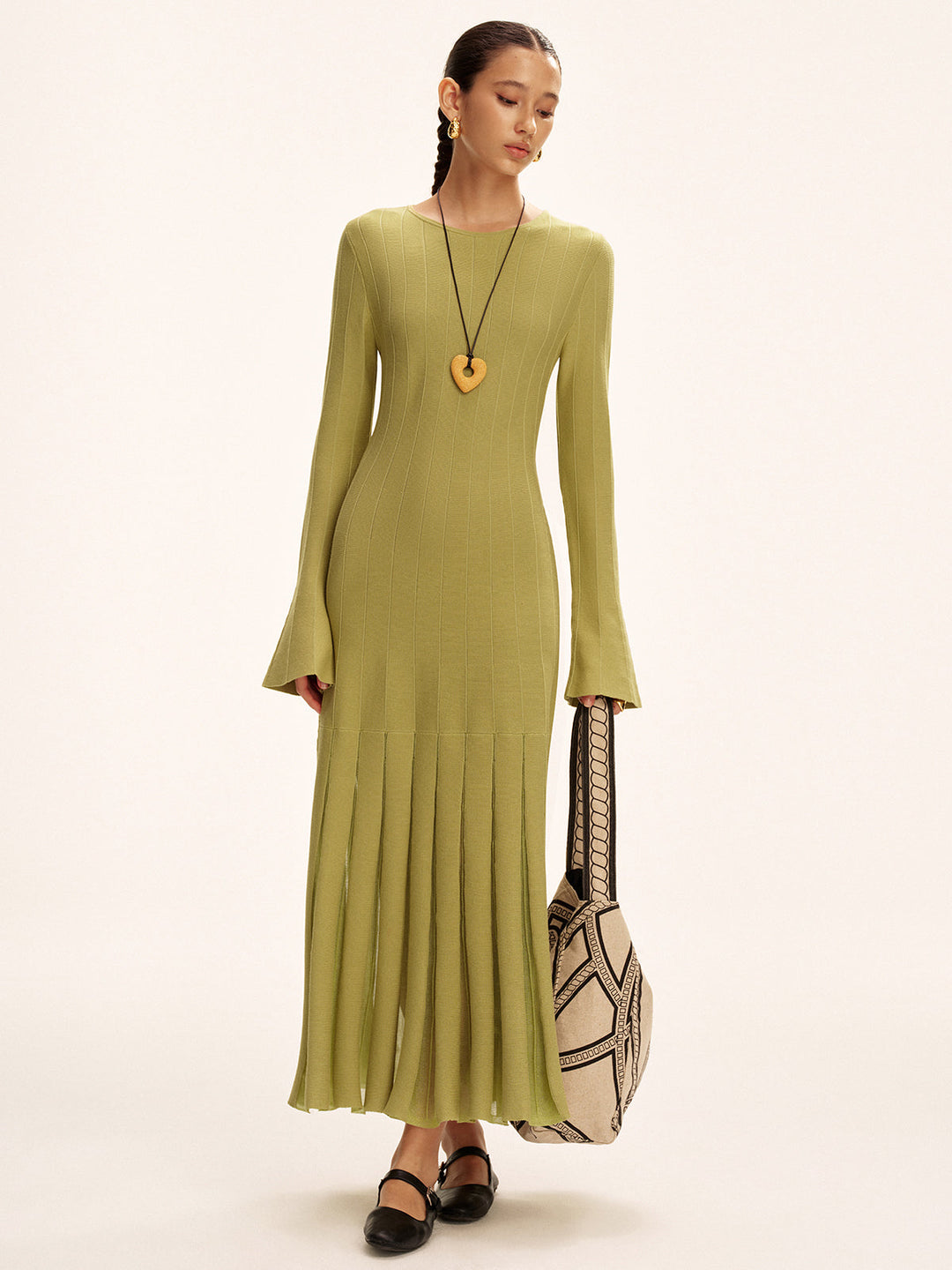 Mesh Pleated Hem Knit Maxi Dress