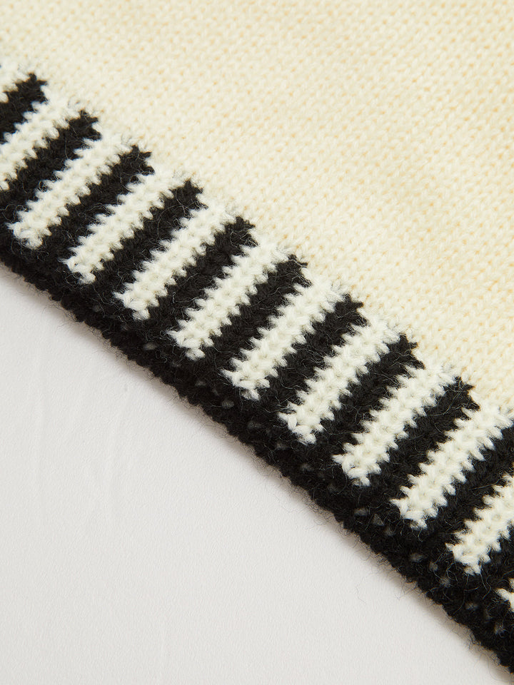 Contrast Striped Trim Short Sleeve Knit Top