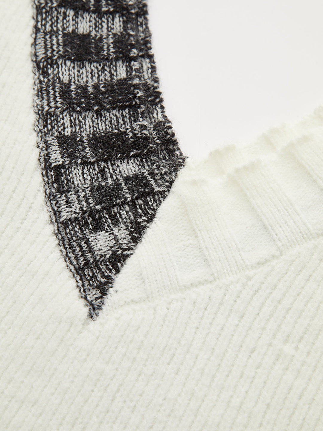 Two-Tone Reversible V-Neck Knit Vest