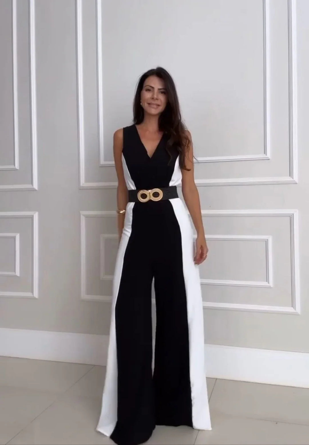 Avita | Black & White Set