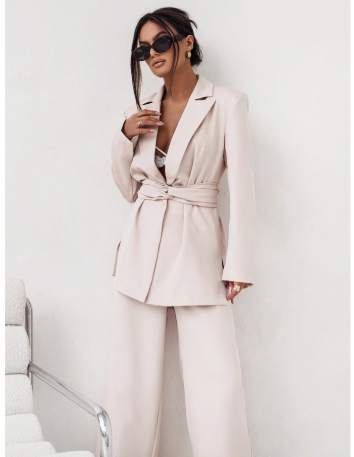 Priscilla | Business Set