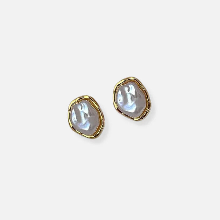 Carmen Elegant Pearl Earrings