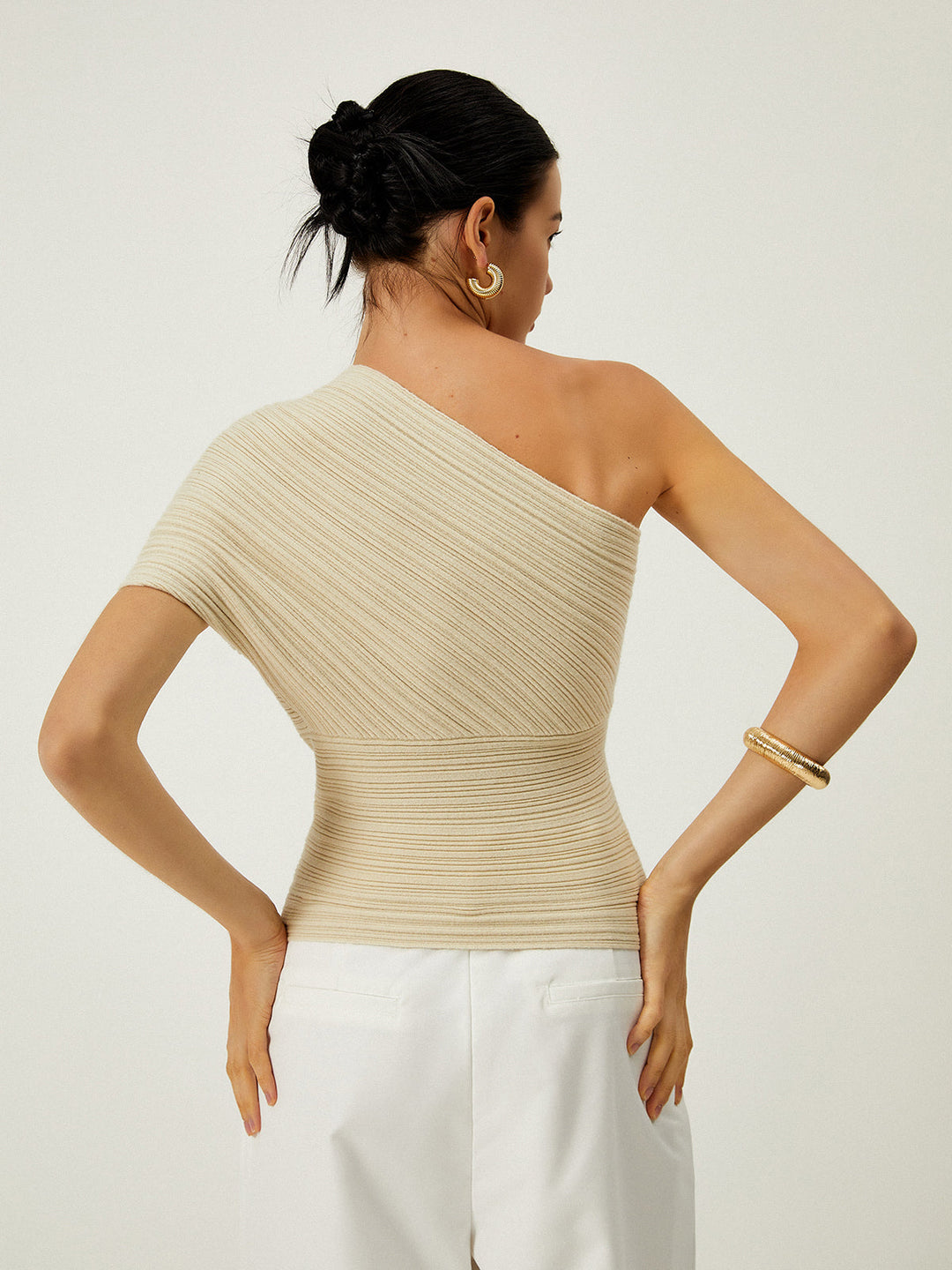 Asymmetrical One Shoulder Knotted Knit Top