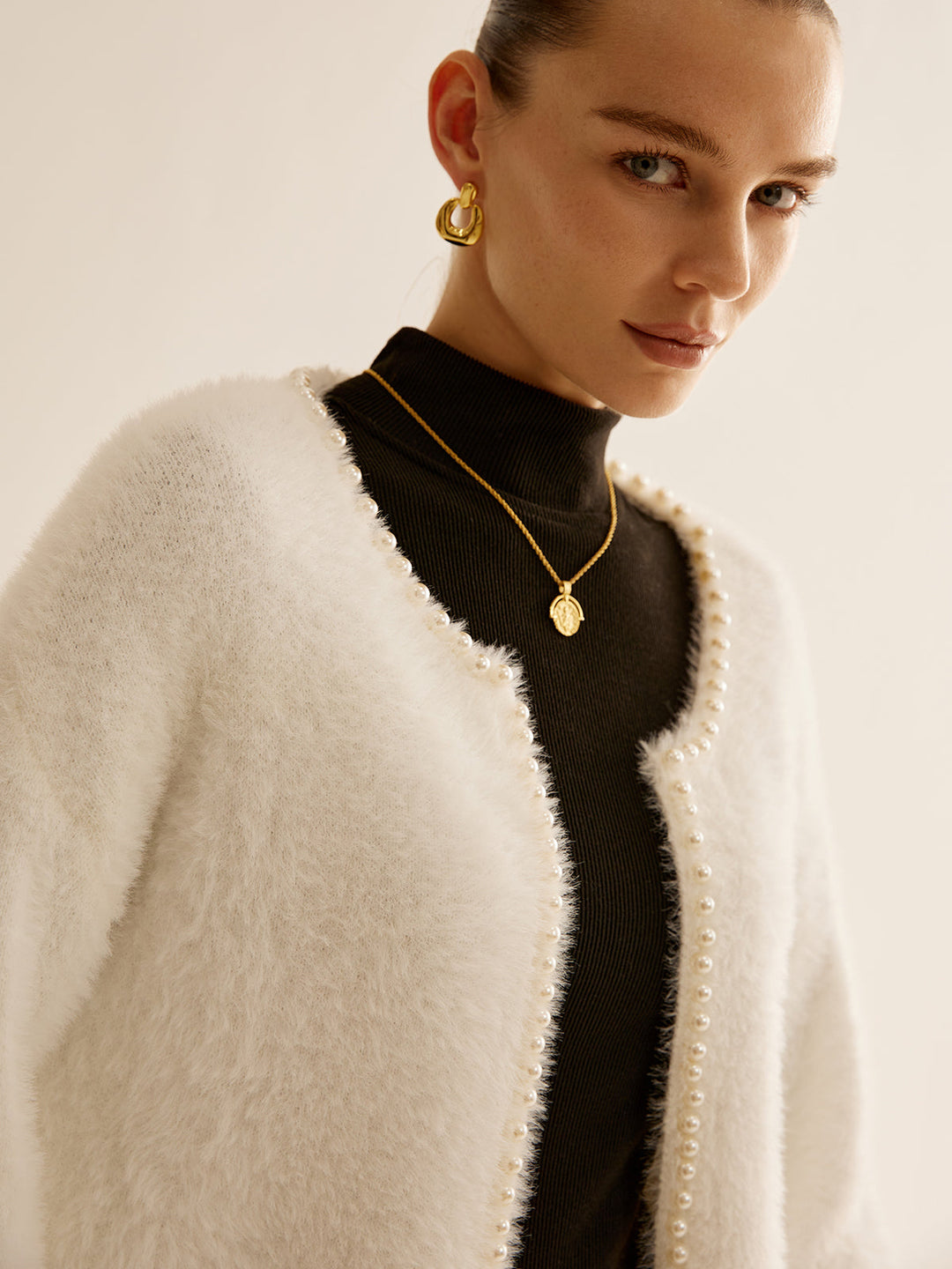 Oversized  Pearl Trim Fuzzy Cardiagn