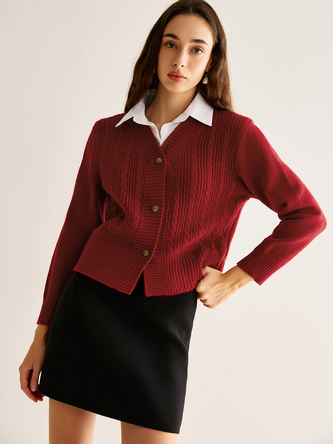 Contrast Collar Cable-Knit Short Cardigan