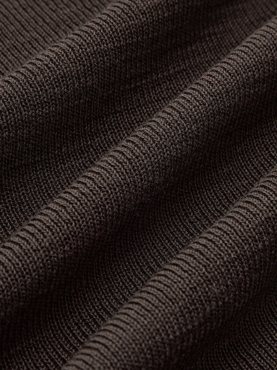 Side Pleated Slim Knit Top