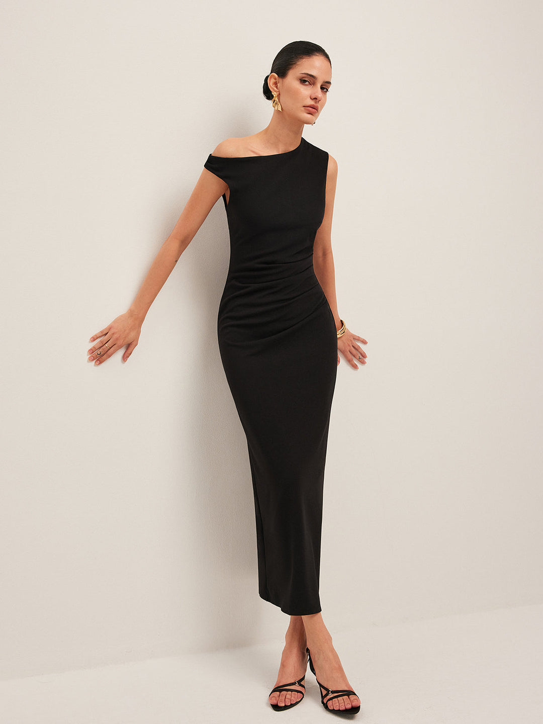 Asymmetrical Shoulder Dress