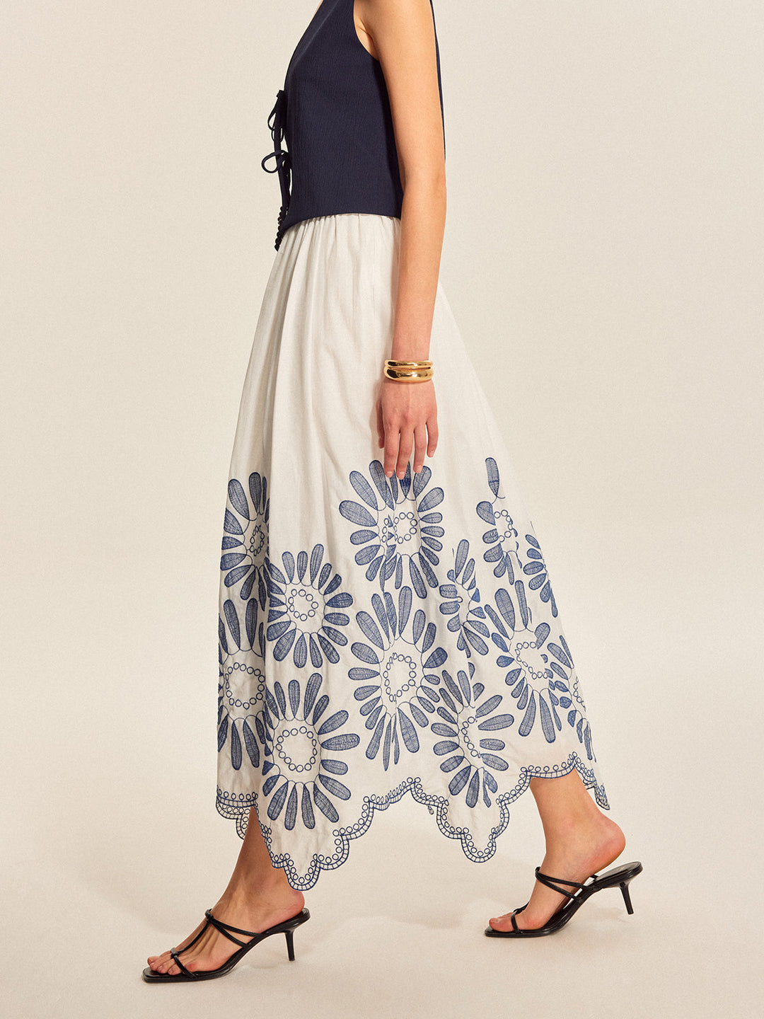 Embroidered Scalloped Hem Skirt