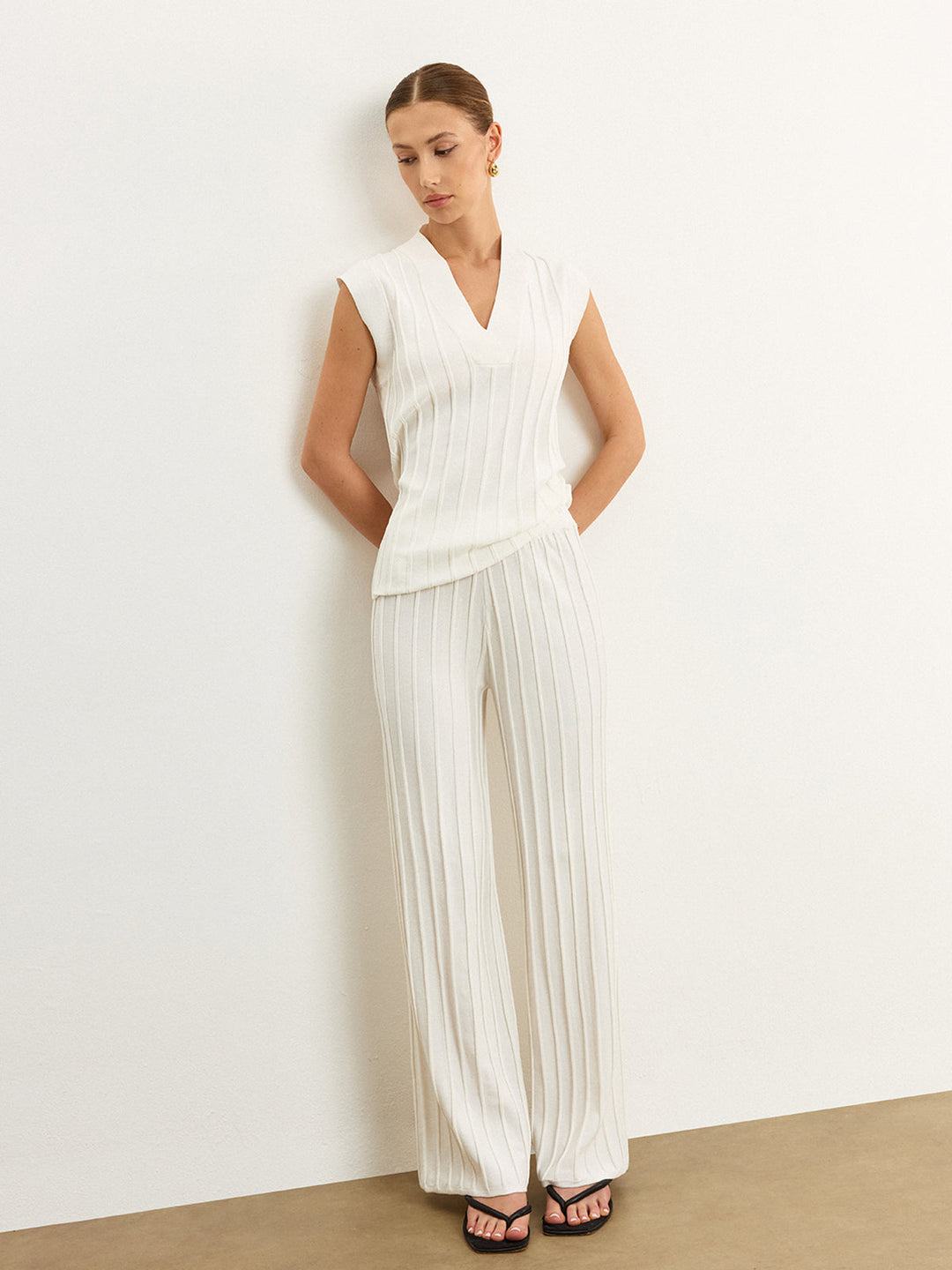 Ribbed Knit V-Neck Tank Top