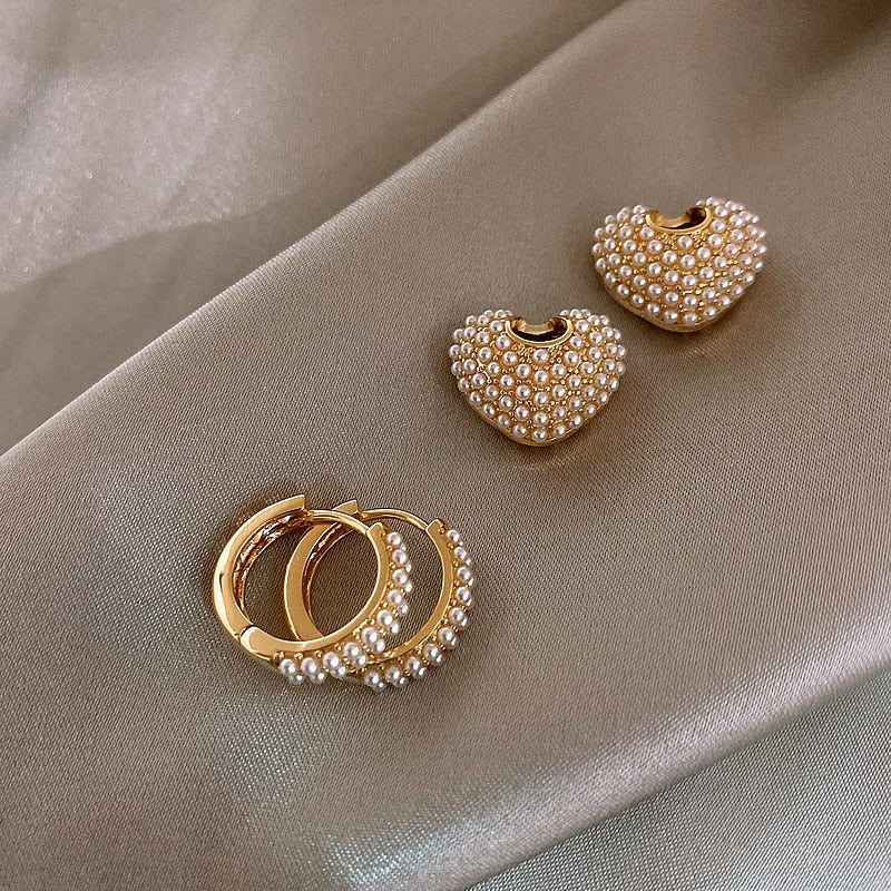 Yola Heart Pearl Earrings