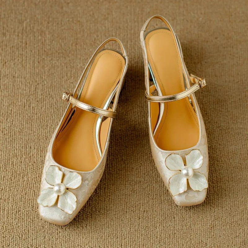Ivora™ | Eloise Elegant Pumps