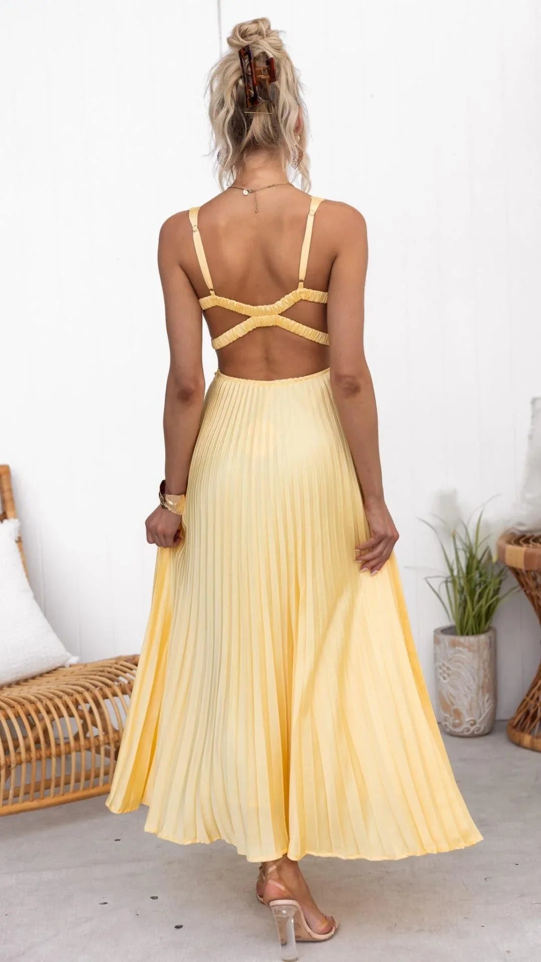 Abby - Yellow Pleated V-Neck Maxi Dress