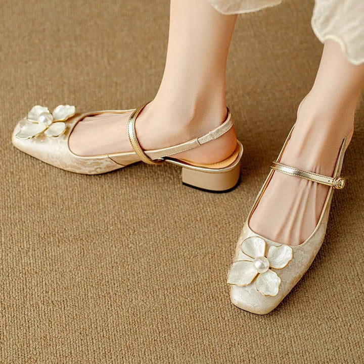 Ivora™ | Eloise Elegant Pumps